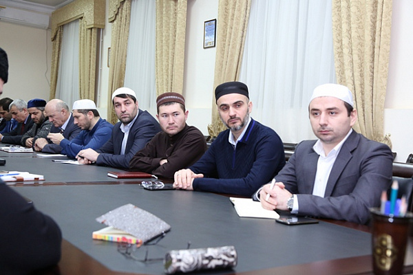 Ректор Булгарской исламской академии встретился с руководителями религиозных учебных заведений Дагестана