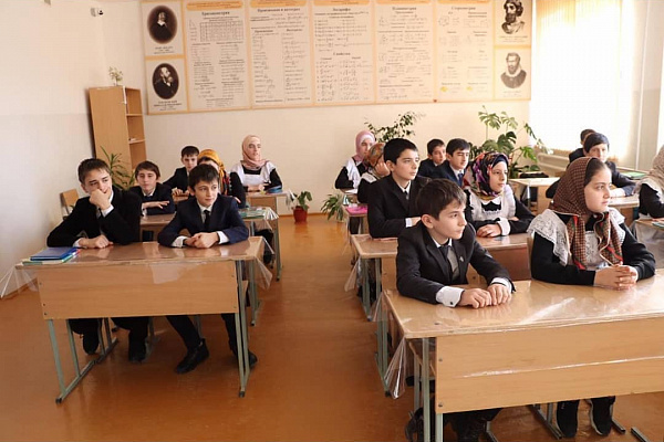 Встреча с учащимися Дылымской гимназии